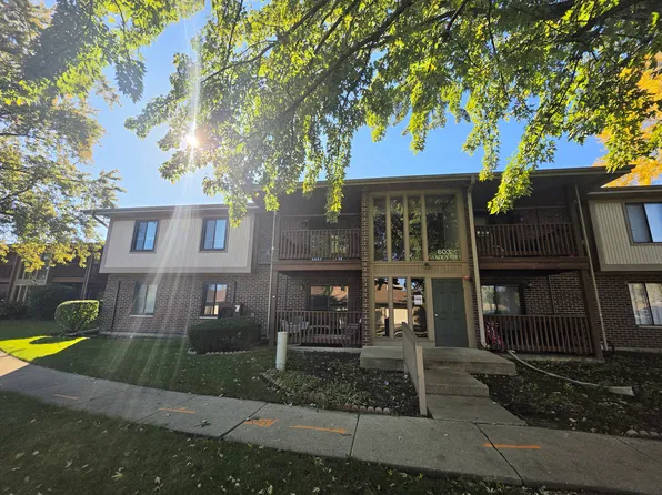603 Garden Cir Unit 5, Streamwood, IL 60107