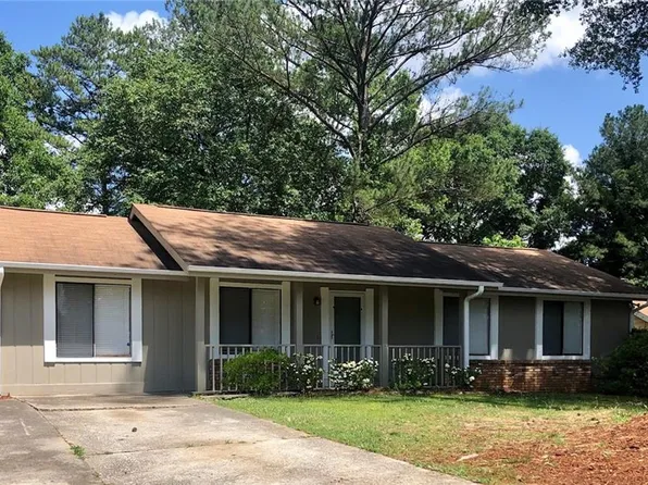 6682 Stone Ct, Rex, GA 30273