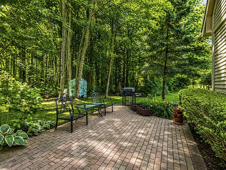3481 Castlewood Ct — Photo 10