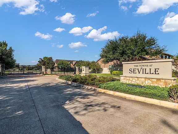4th image of 24122 Valencia Ridge Ln