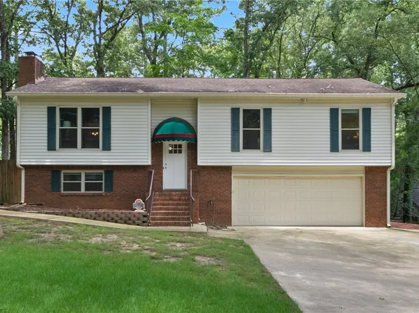 2506 Union Chapel Rd, Northport, AL 35473