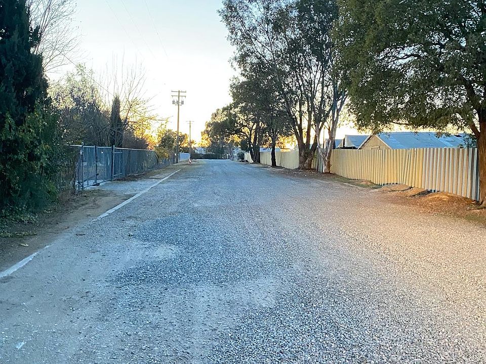 1st image of W 6th St