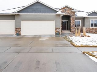 2200 S Canyon Ave, Sioux Falls, SD 57110