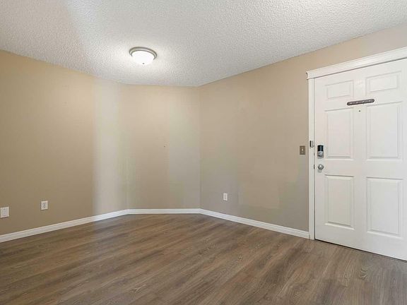4th image of 1101-70 Panamount Dr NW #1101