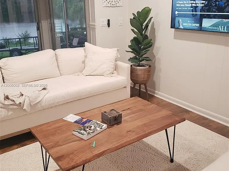 2111 Waylife Ct — Photo 4