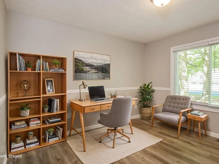 580 Toonigh Rd — Photo 13