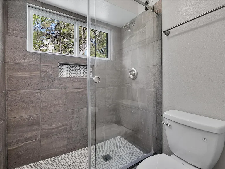 35 Cornerbrook Pl — Photo 24