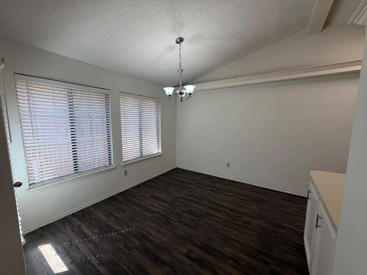 2 bed, 2.0 bath, 1160 sqft, $1,100 — Photo 4