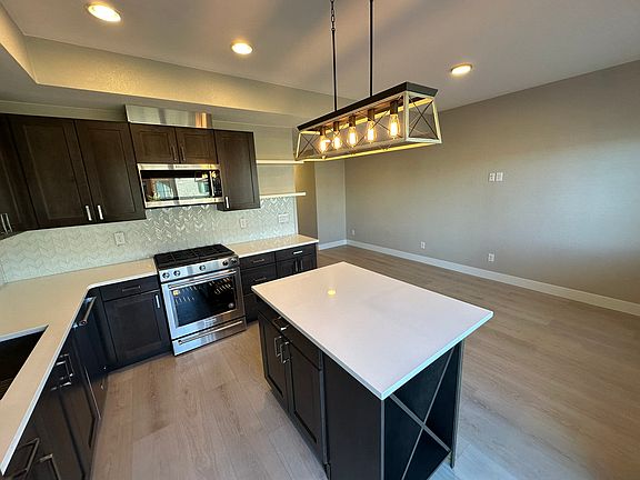 Kitchen and Main