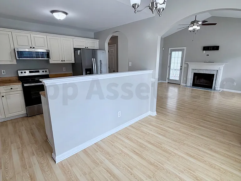 415 Caddis Creek Rd — Photo 7