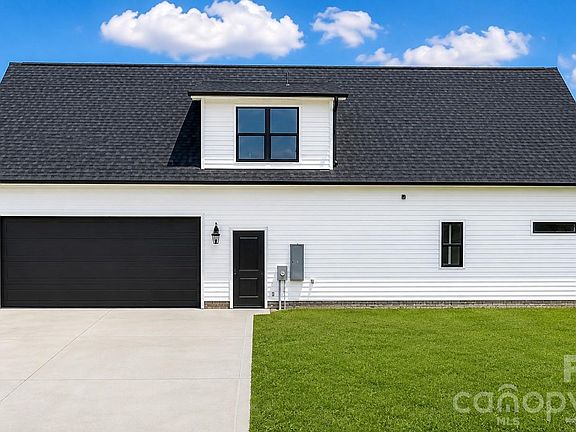 3rd image of 5501 Little Staton Rd #4