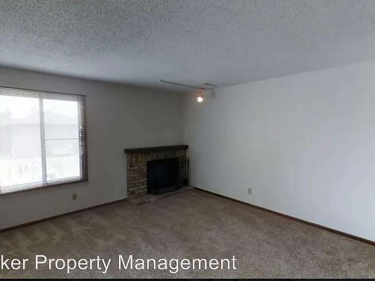 1205 Delaware Ave #1 — Photo 4