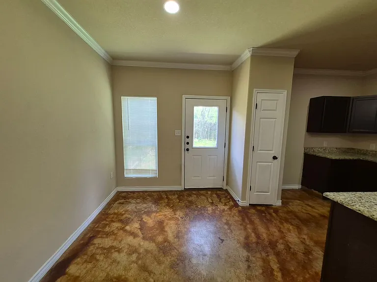 6313 Attucks Ln — Photo 7