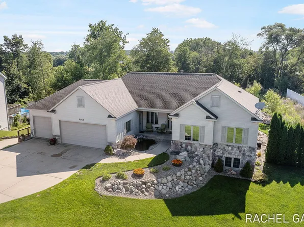 9313 Grand Ridge Dr, Zeeland, MI 49464