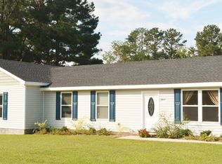 8400 Falcon Crest Cir, Angier, NC 27501