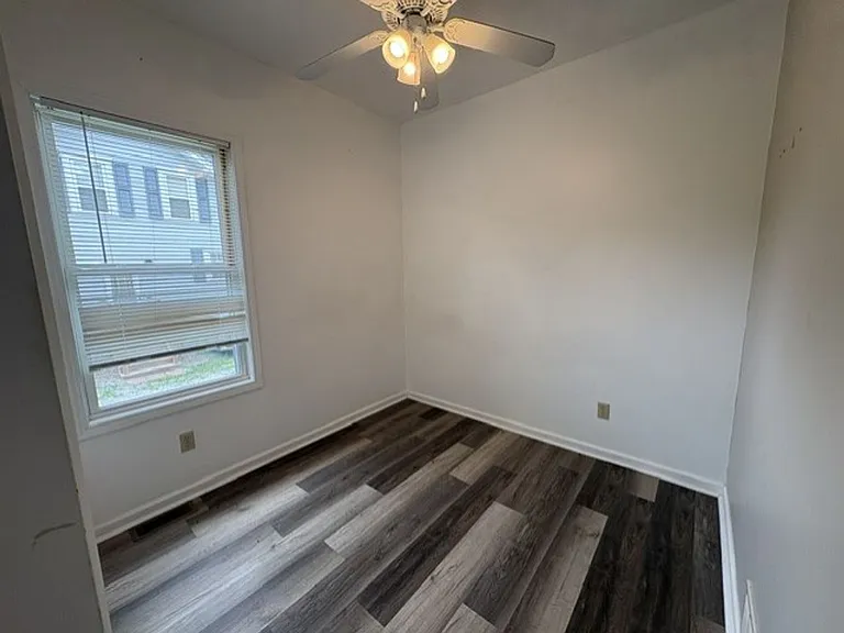 631 Viewpoint Ave — Photo 7