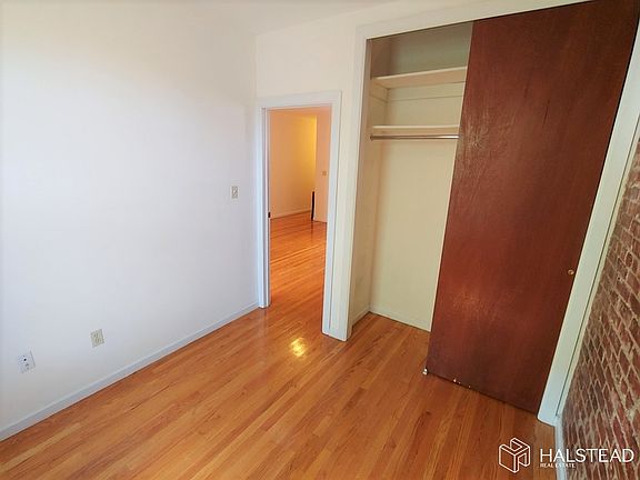 2nd image of 419 16th St APT 9