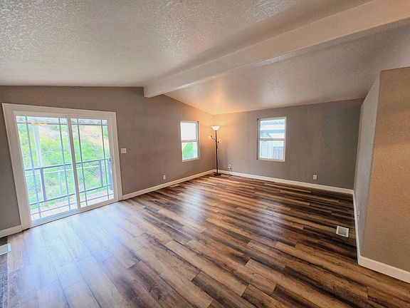 5th image of 1001 Dunbar Ln #15