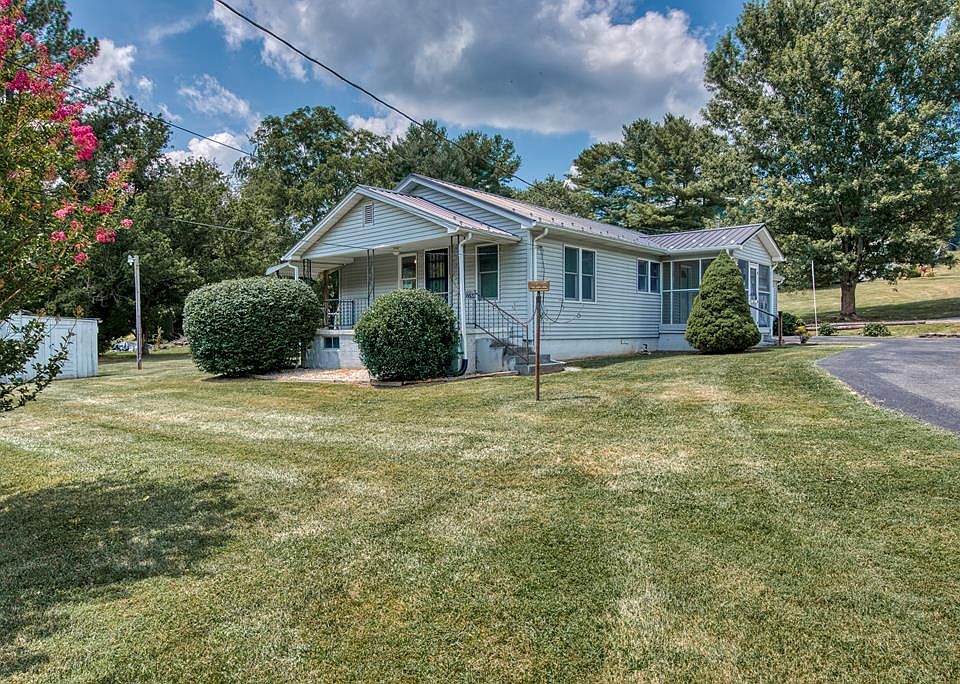 1st image of 17264 Cary Dr
