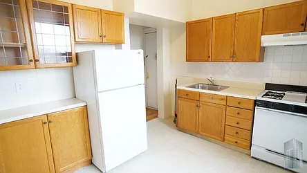 Rented by Skyline Group Real Estate