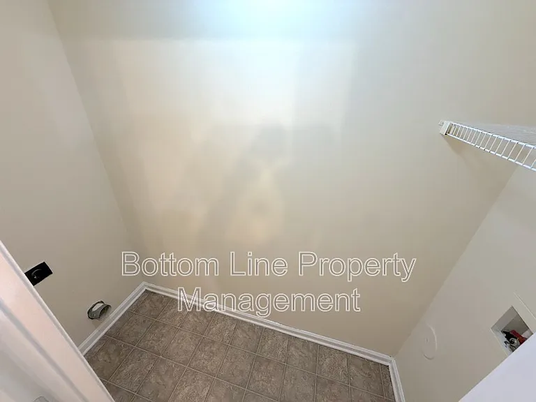 1367 Killashee Ct — Photo 10