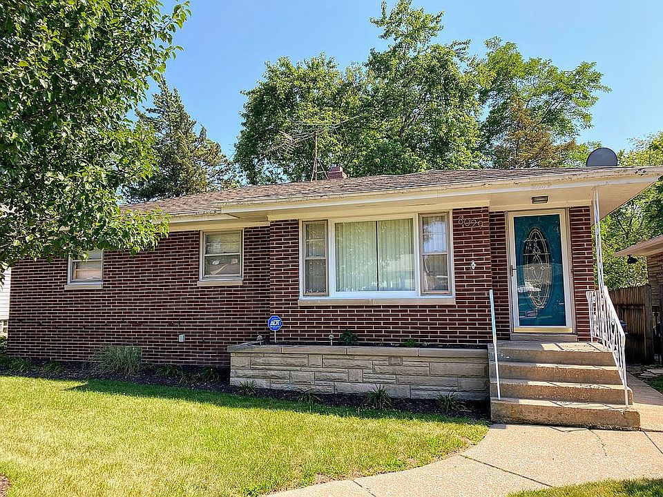 Inviting Brick Ranch