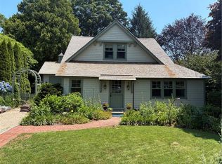 48 Grinnell St, Jamestown, RI 02835