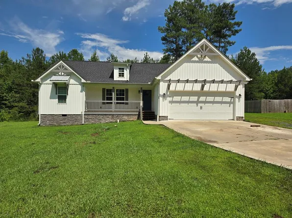3384 Lake Kathy Rd, Tunnel Hill, GA 30755