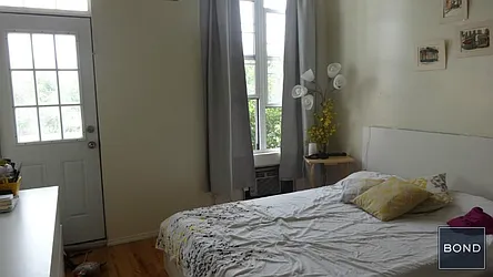 Rented by Bond New York