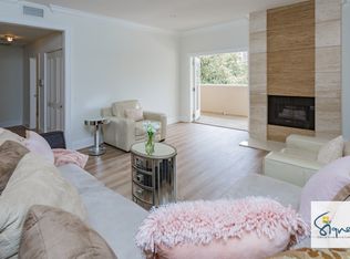 130 S Mentor Ave #26, Pasadena, CA 91106