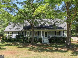 171 Crystal Creek Dr, Colbert, GA 30628