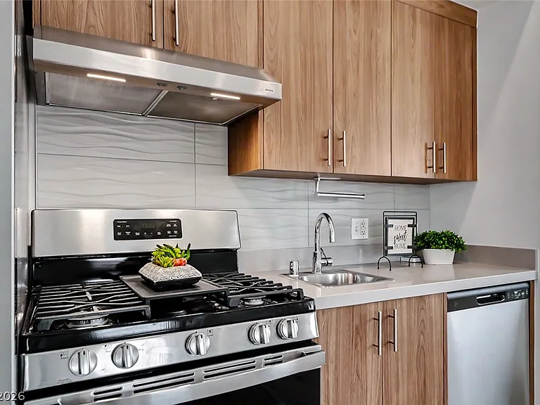 322 S Water St #202 — Photo 21