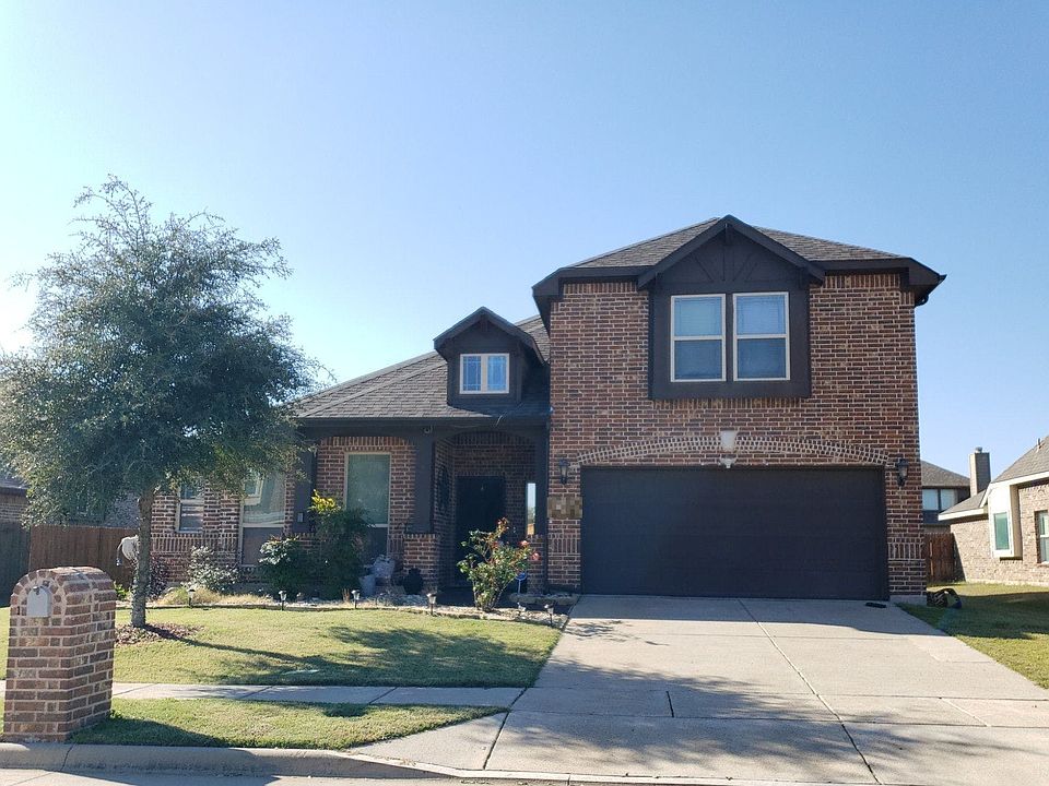 1st image of 235 Burnett Dr