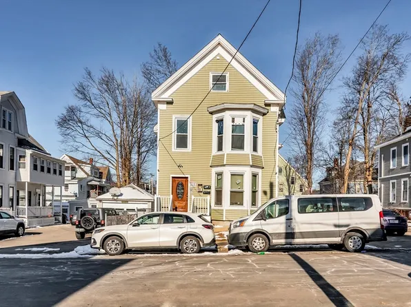 11 10th Ave, Haverhill, MA 01830