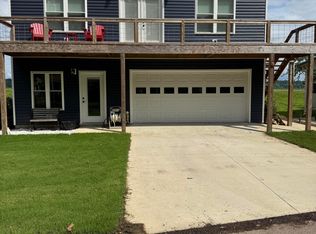 1040 Lake Dr, Hornbeak, TN 38232