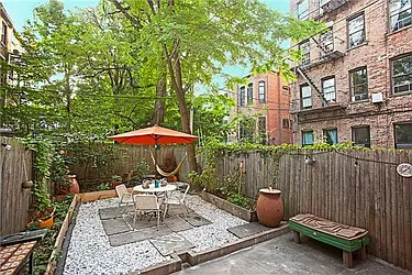 Sold by Space Marketing Shop