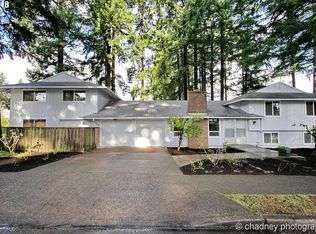 17207 NE Pacific St, Portland, OR 97230