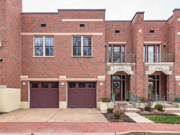 1206 S Main St, Saint Charles, MO 63301