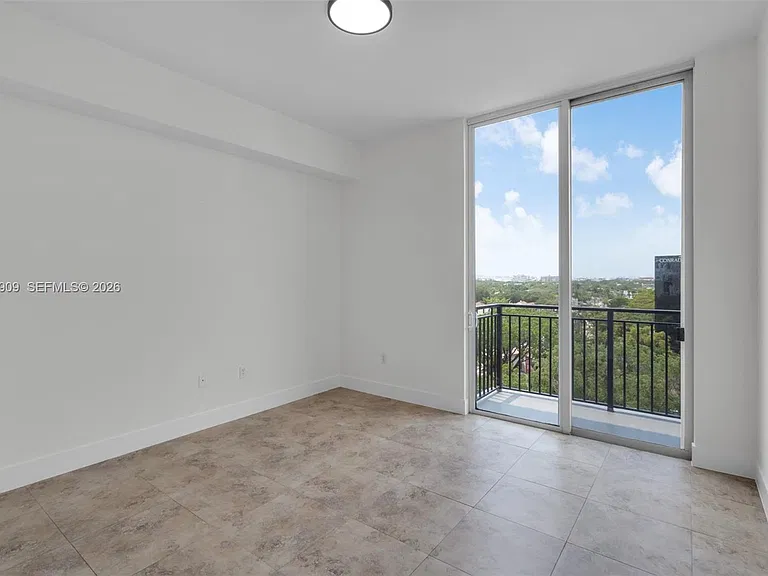 520 SE 5th Ave #1707 — Photo 12