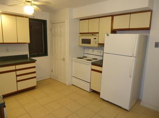 418 10th St S #1, Virginia, MN 55792