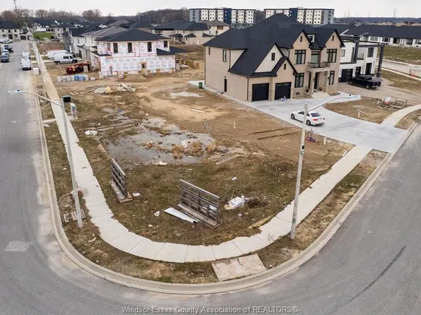 4451 Caterina Cres, Lasalle, ON N9H 0N3