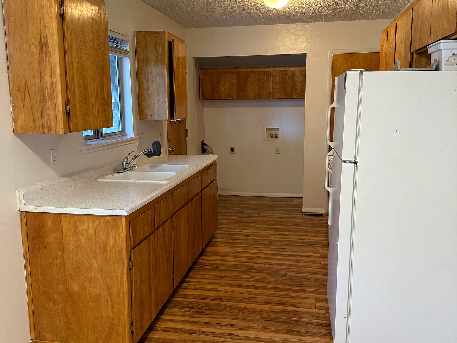 2 bed, 884 sqft, $1,400 — Photo 3