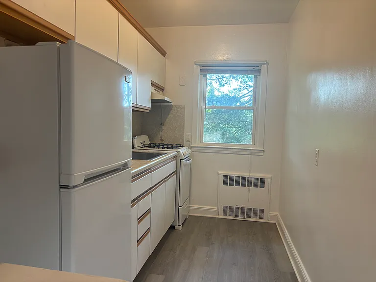 69 Orchard St #3B — Photo 2