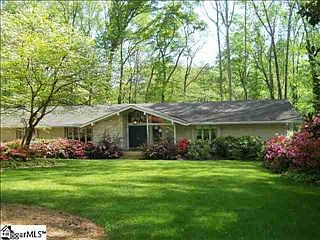 1st image of 161 Rolling Green Cir