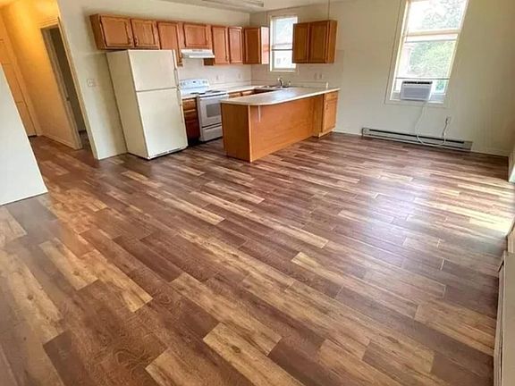 3rd image of 1118 State St #B069e1ddd