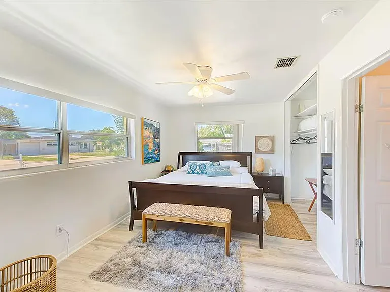 14283 Sharon Dr — Photo 9