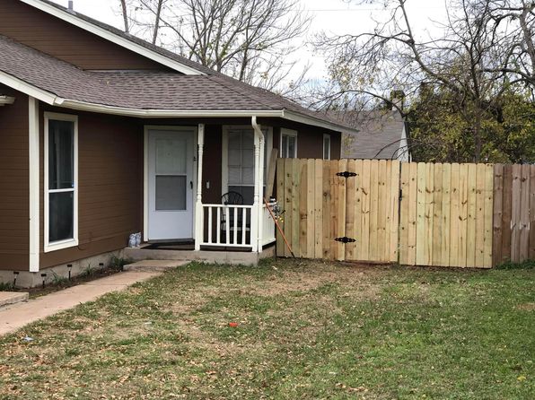 805 Lexington Rd #A/b, Elgin, TX 78621 – 2-bedroom rental in Elgin