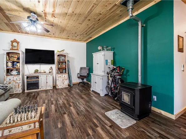 3369 County Road 608, Berryville, AR 72616