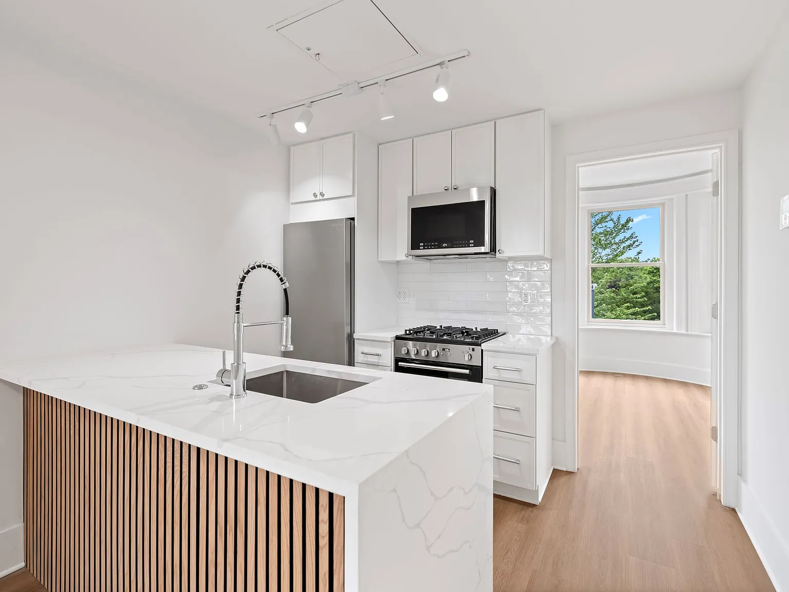 Brand-New Luxury Residences in the Heart of Historic Capitol Hill — Photo 1