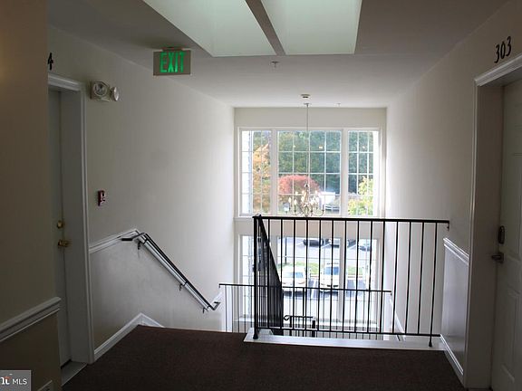 4th image of 2159 Scotts Crossing Ct APT 301